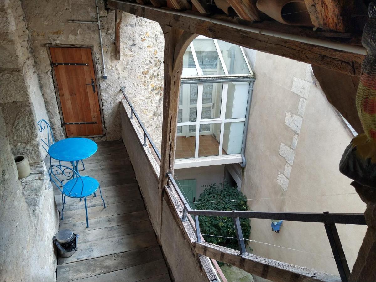 Apartament Le Passage La Charité-sur-Loire Zewnętrze zdjęcie