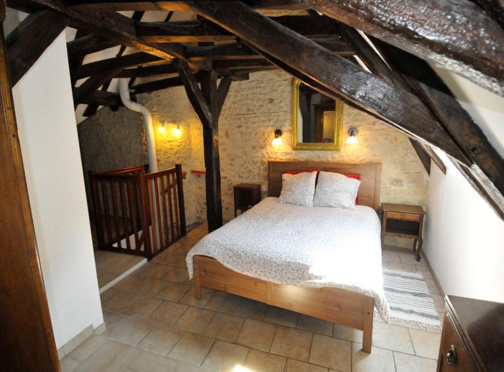Apartament Le Passage La Charité-sur-Loire Pokój zdjęcie