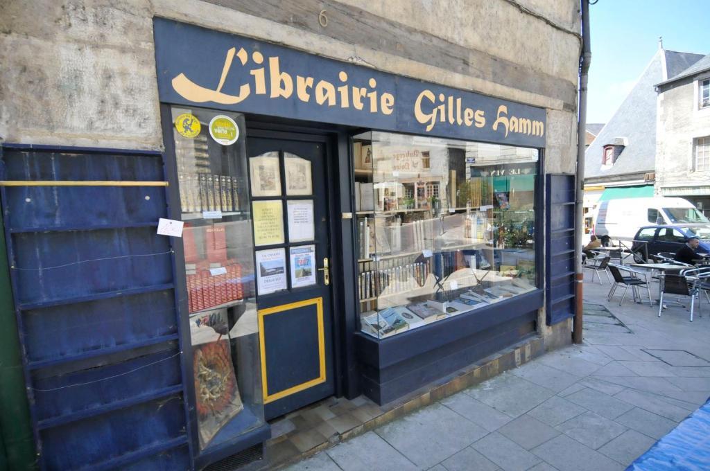 Apartament Le Passage La Charité-sur-Loire Pokój zdjęcie
